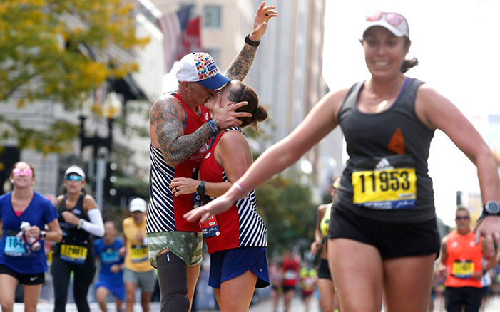 Why You Shouldn’t Date a Runner (Unless You’re Ready for This Kind of Love)